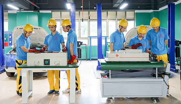 高压电动车底盘