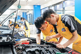 ������ͨ����ѧУ