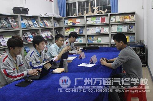 学生会招新面试现场