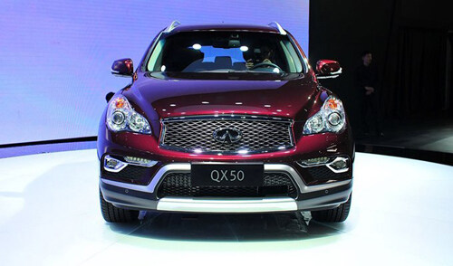 新车将主要与奥迪Q5和奔驰GLK展开竞争