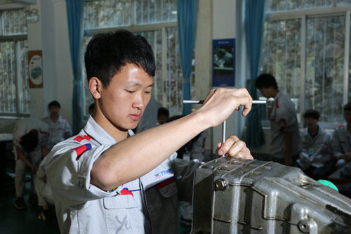 广州万通学子实战实训教学，掌握真技能