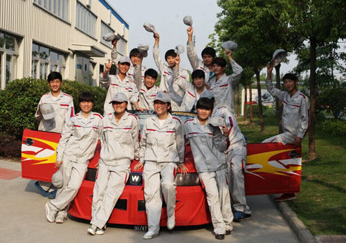 选择学汽修技术轻松就业好未来