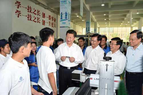 习大大强调：上下共同努力办好职业教育
