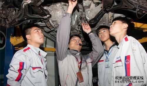 ������ͨ����ѧУ