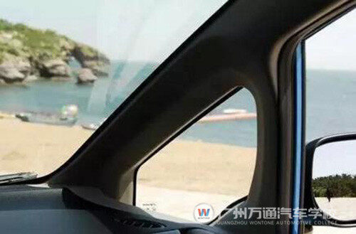 后窗玻璃为何分成两部分？九成车主都不知道
