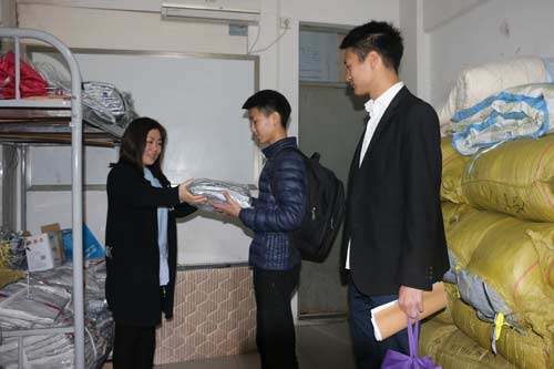 细心服务广获好评，报名热度火力全开