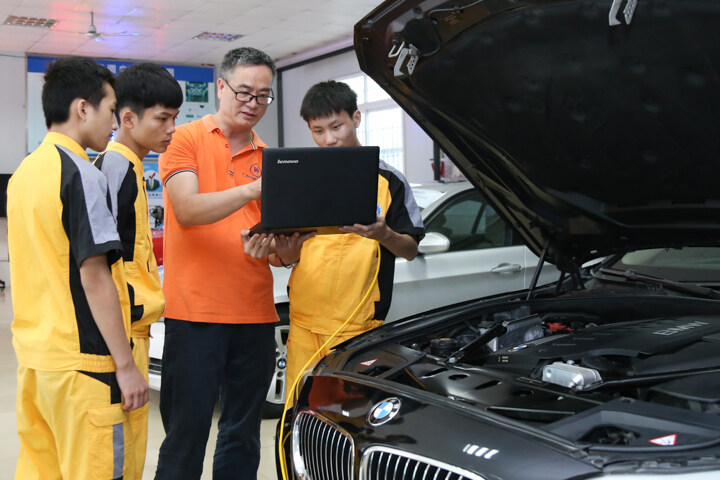 宝马-整车数据检测