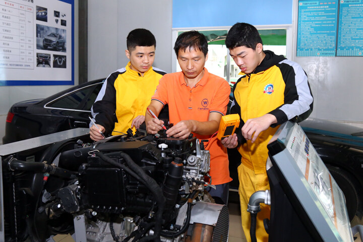 奔驰-传感器检测实训