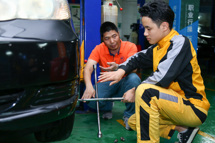 丰田-四轮换位实训