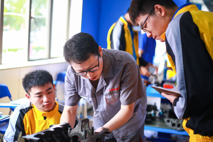 曲轴油膜间隙检查