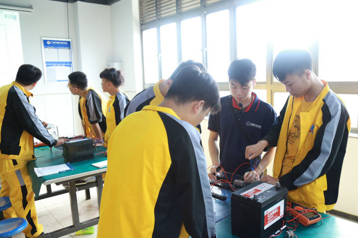 二极管和三极管线路连接及检测