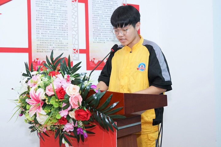 新能源2103班新生开班典礼