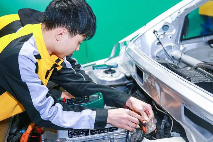 国家政策“中考分流”