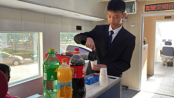 城轨车厢服务实训