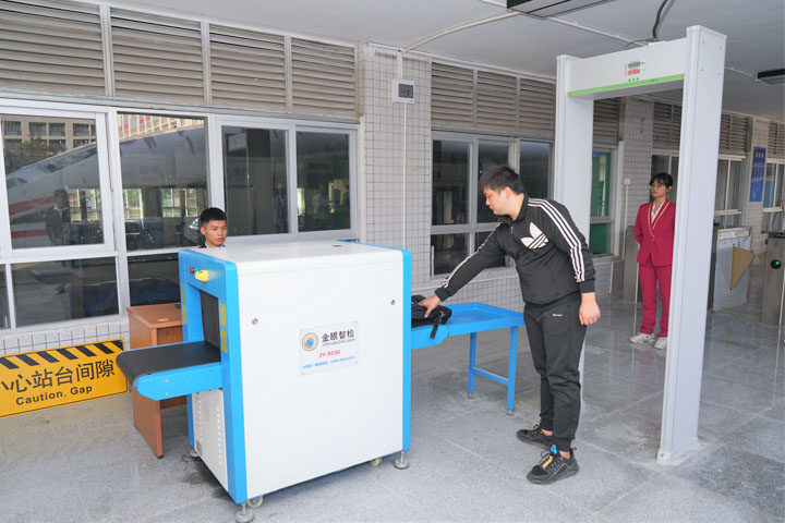 城轨检票口实训