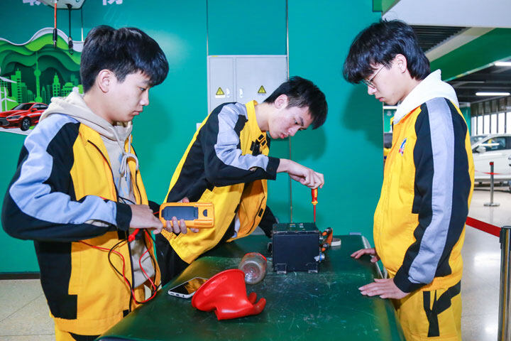 考不上高中的初中生应该何去何从？