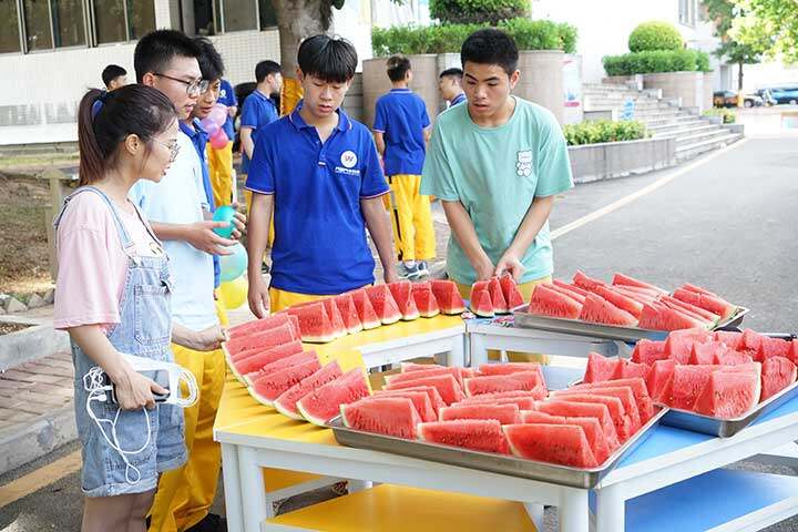 广州万通“吃瓜”大战