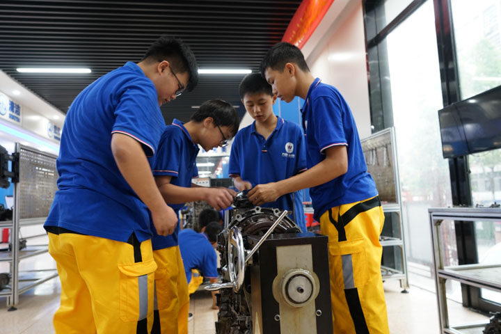 新生预课-认识发动机零部件