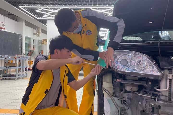 职教生为啥受欢迎？