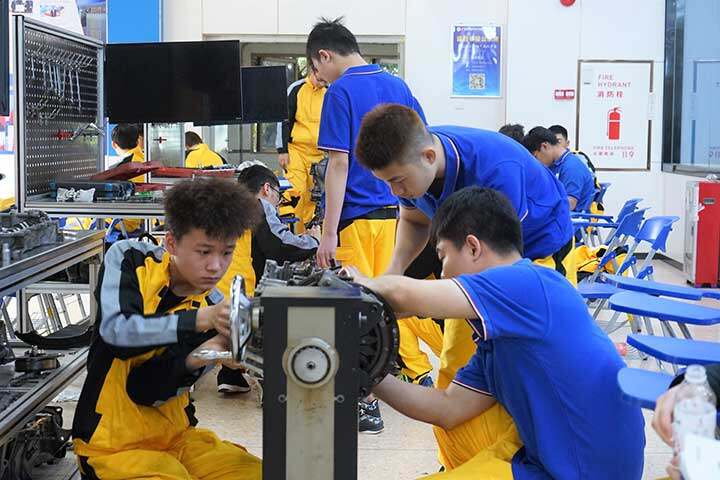 职业教育VS普通教育