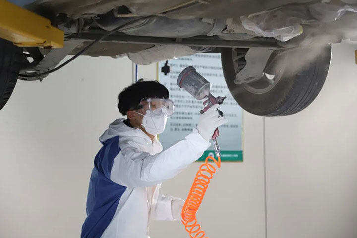 “我这个年纪转行还来得及吗？”