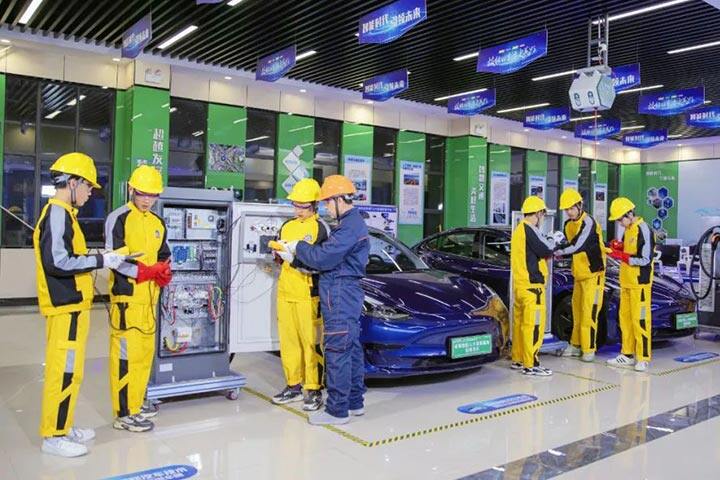 为什么越来越多人想学新能源技术